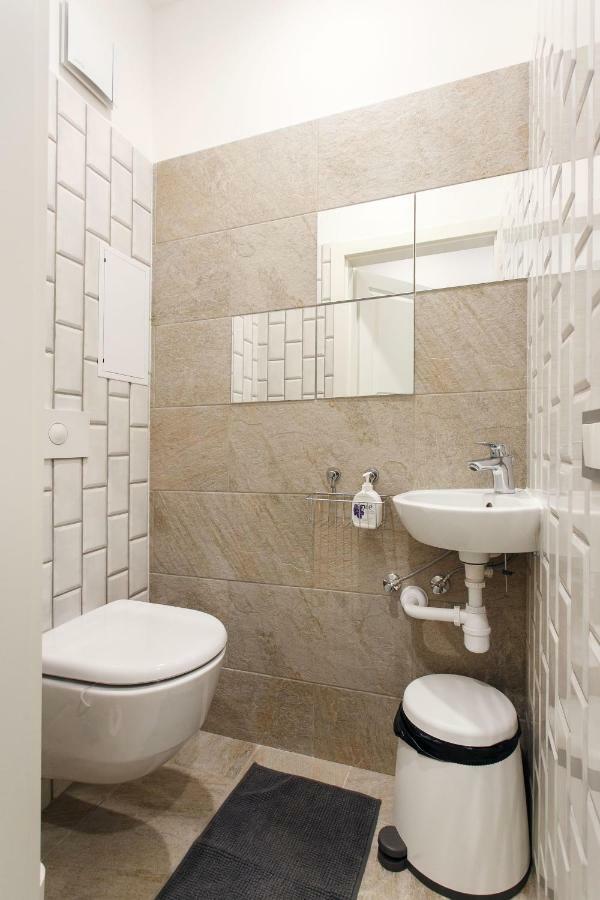 #Stayhere 3Bdr Modern & Stylish Apartment - Heart Of Old Town By Houseys Vilnius Exterior photo